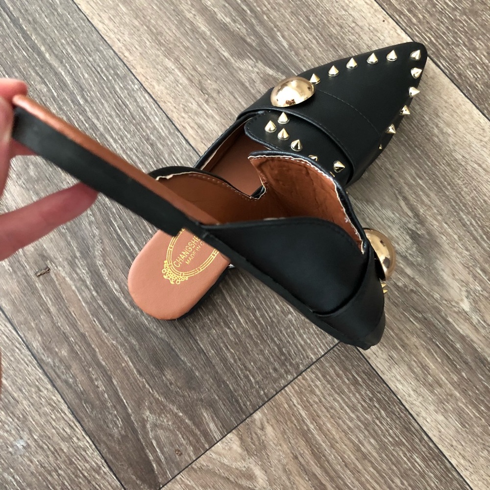 New  Boutique Studded Slip On Black Mules - Picture 5 of 8